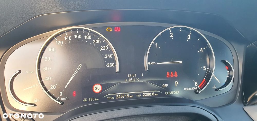 BMW Seria 3 318d - 27