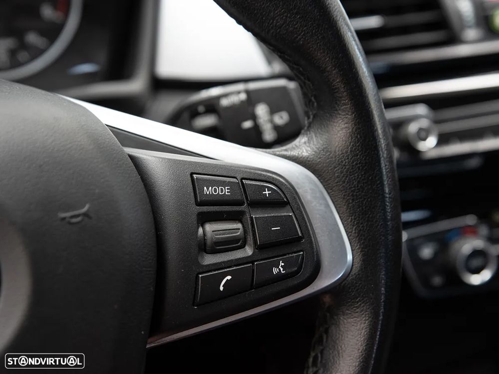 BMW X1 16 d sDrive Line xLine - 30
