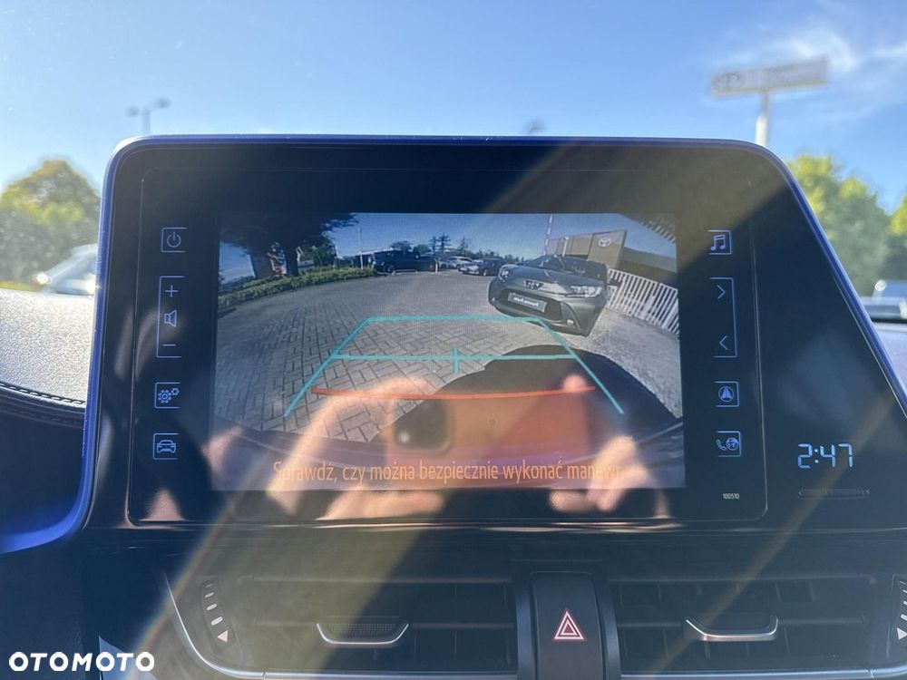 Toyota C-HR 1.8 Hybrid Dynamic - 18