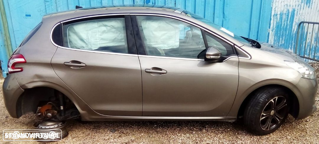 Peugeot 208 1.6 HDi de 2012 para peças - 3