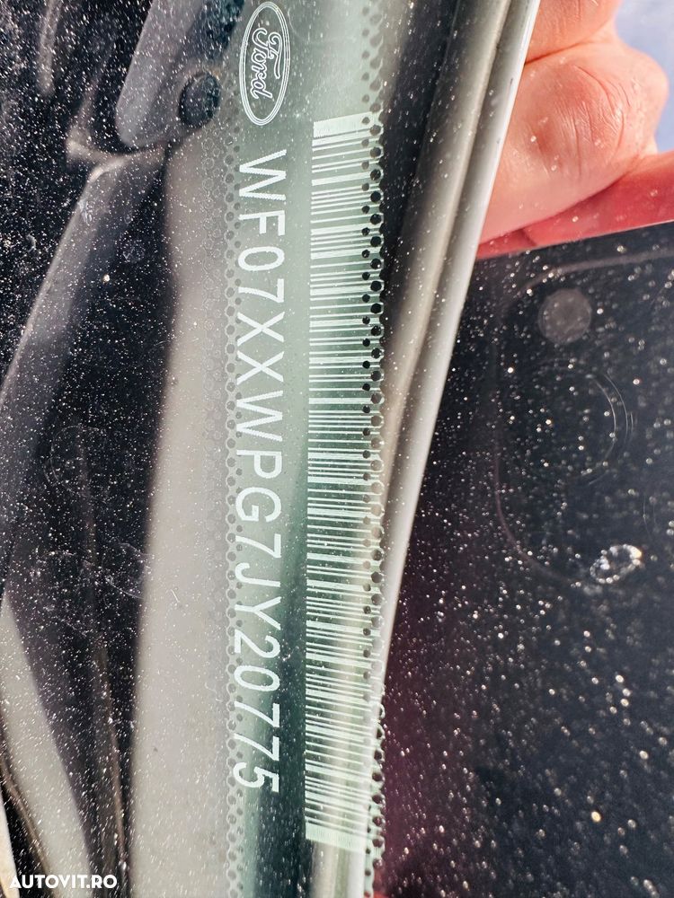 Ford Transit Connect - 11