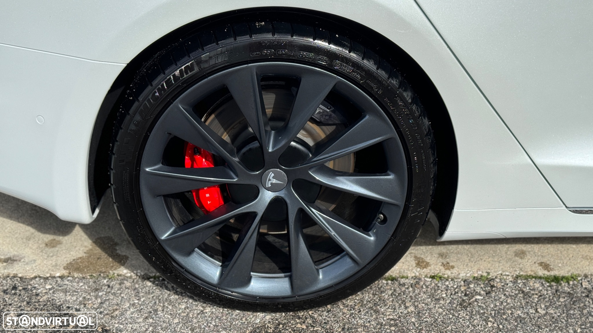 Tesla Model S Performance Ludicrous AWD - 21
