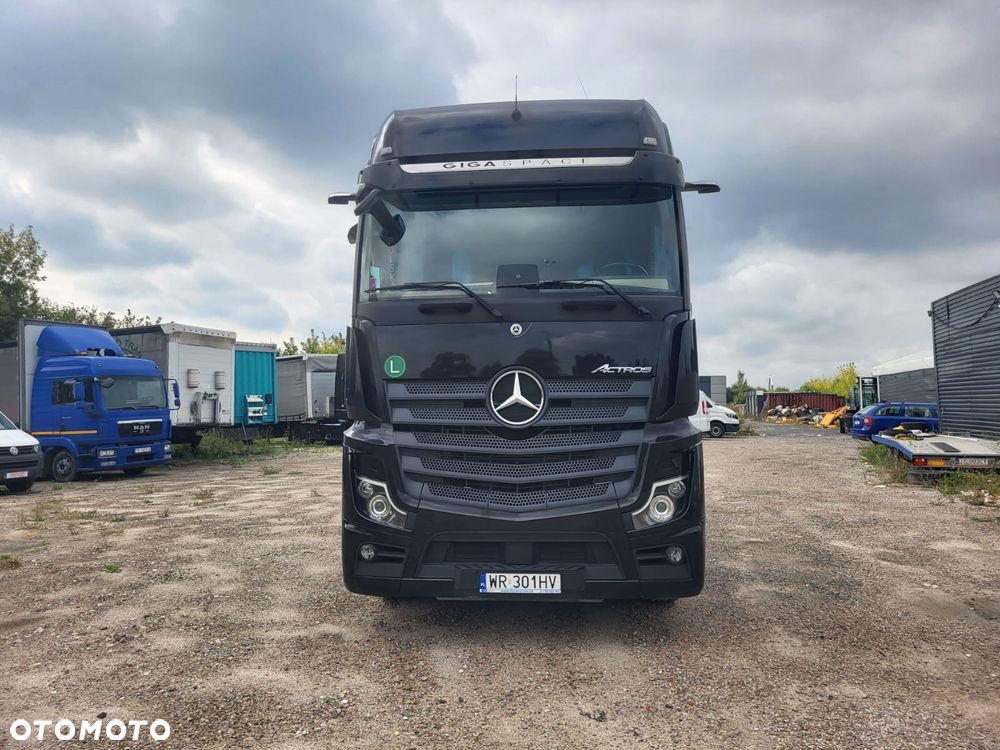 Mercedes-Benz Actros 1848 - 1