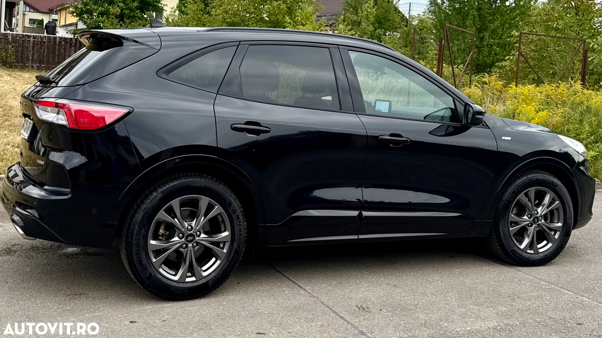 Ford Kuga 2.5 Duratec FHEV ST-LINE - 37