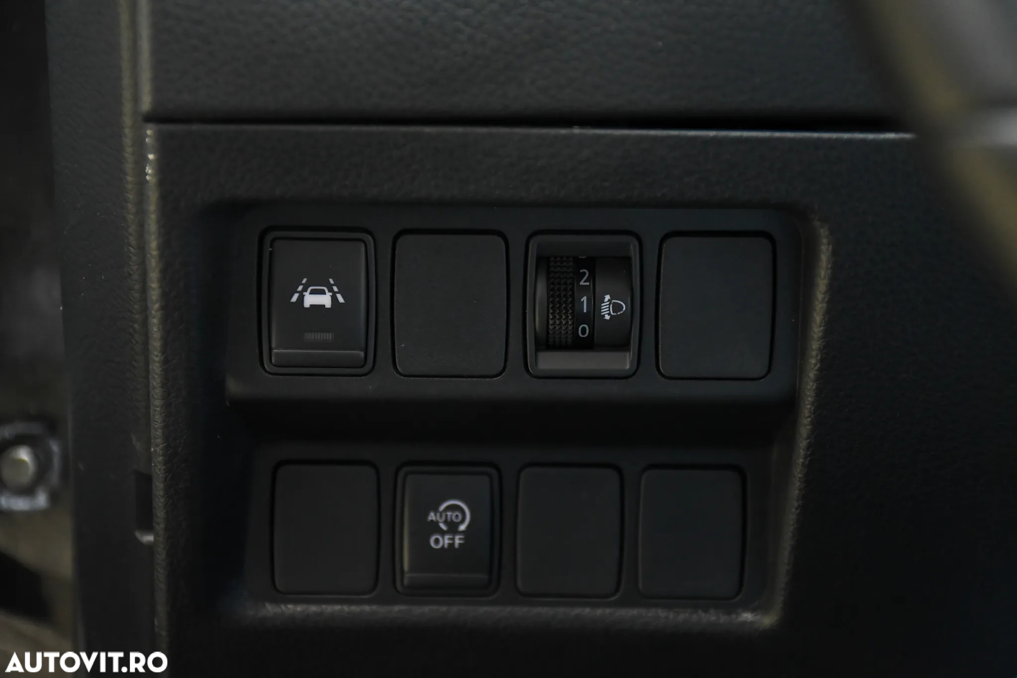 Nissan Qashqai 1.5 DCI N-Connecta - 18