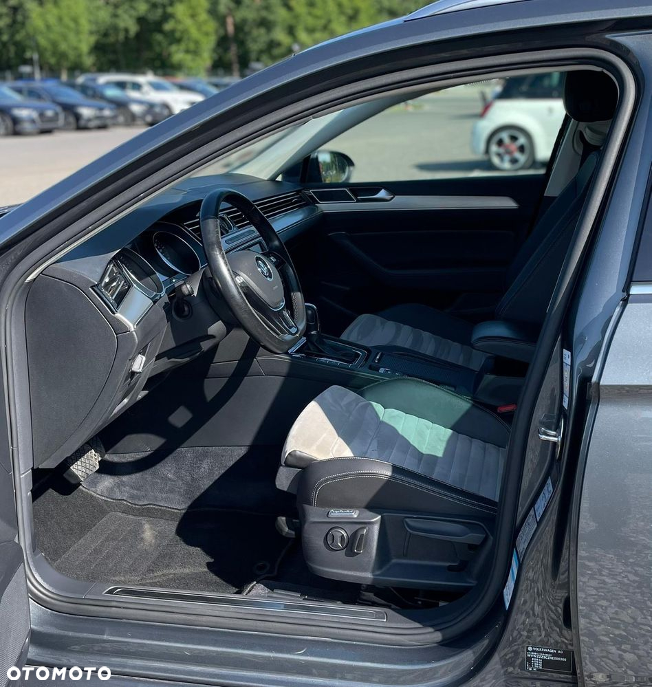 Volkswagen Passat 2.0 TDI BMT 4Mot Highline DSG - 21