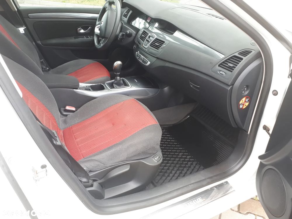 Renault Laguna 1.6 16V 110 Expression - 17