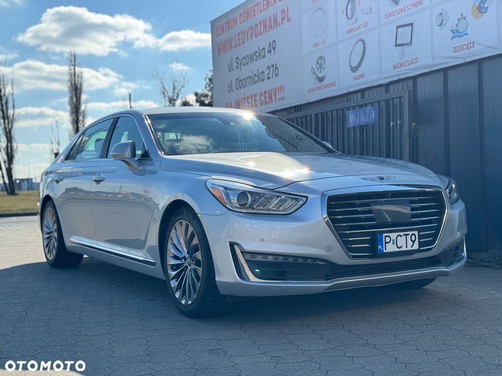 Genesis G90 - 1