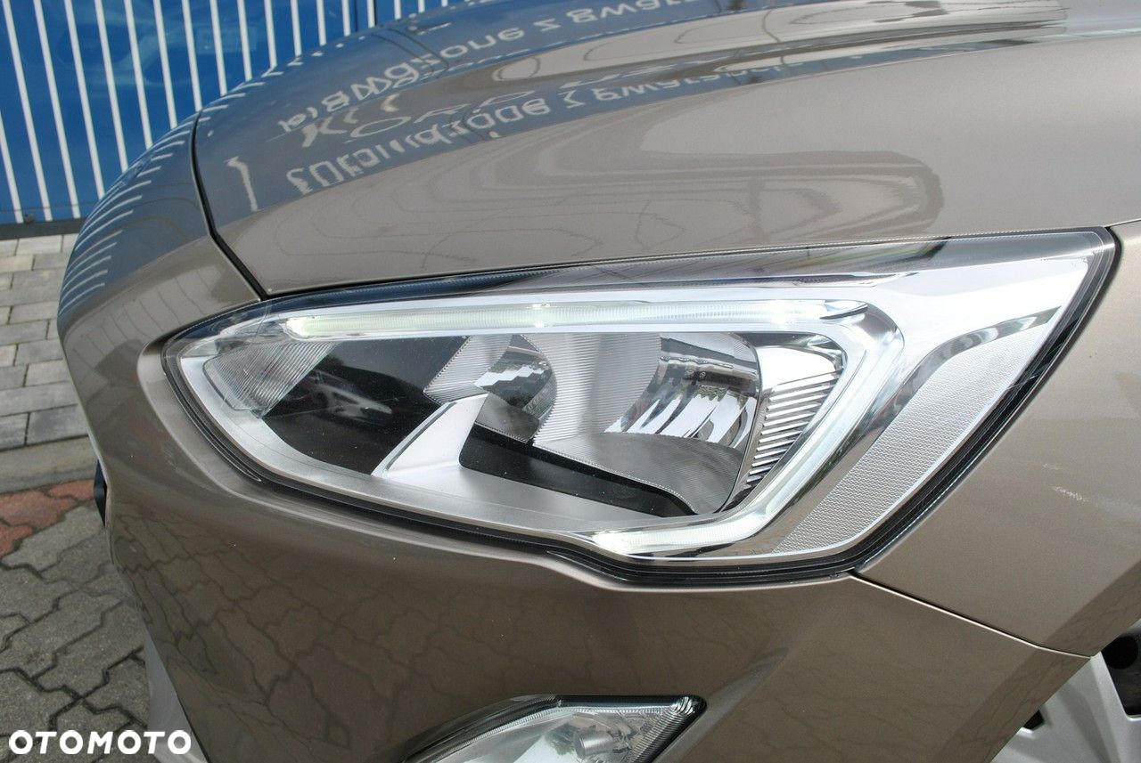 Ford Focus 1.0 EcoBoost Trend - 22