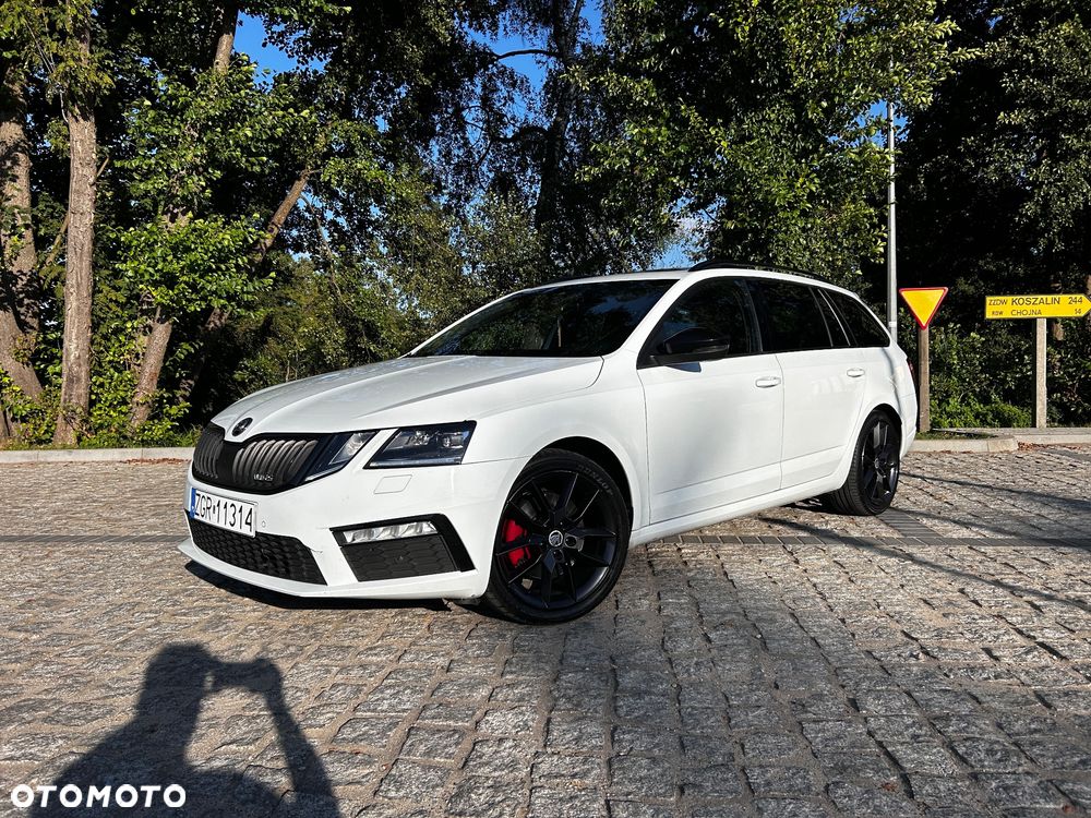 Skoda Octavia 2.0 TDI (Green tec) DSG RS - 1