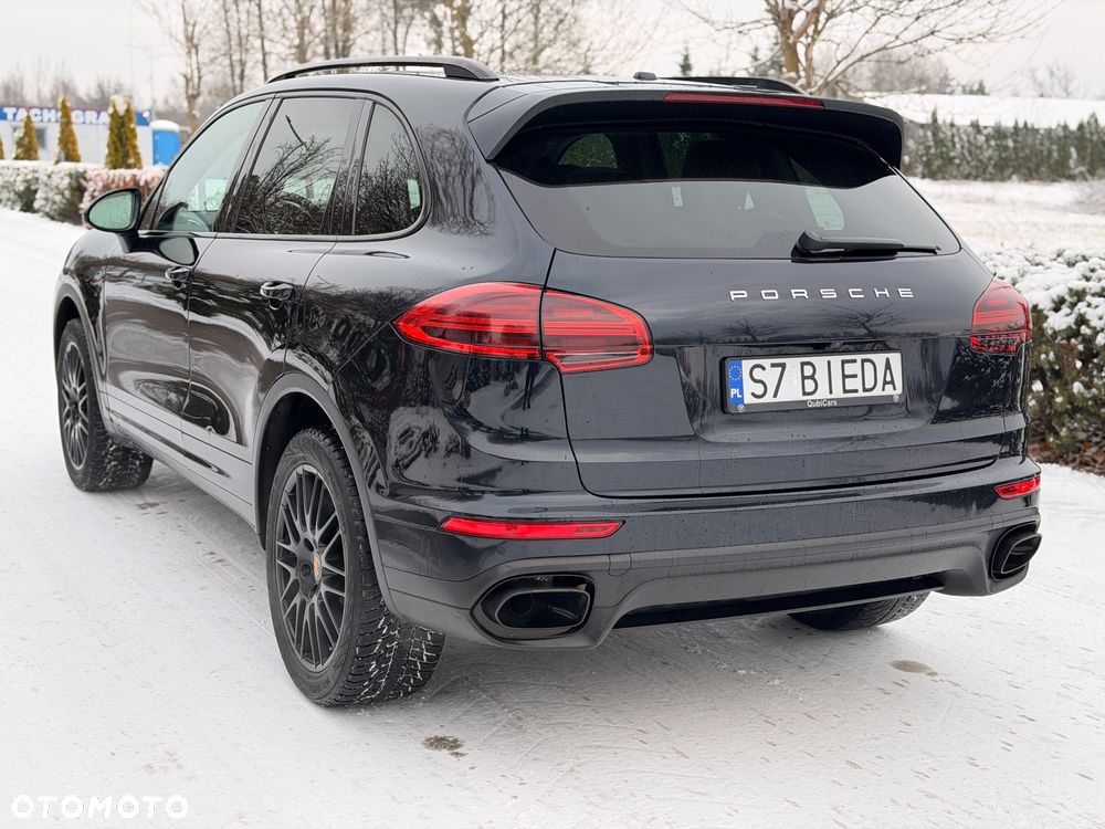 Porsche Cayenne Platinum Edition - 13