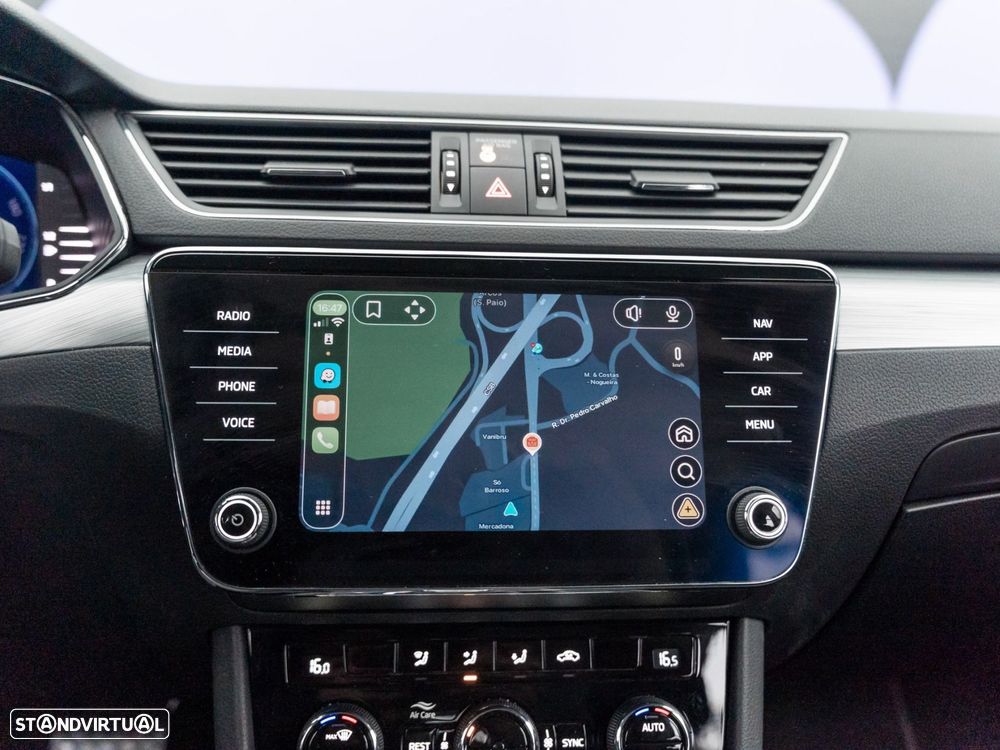 Skoda Superb Break 2.0 TDI DSG - 29