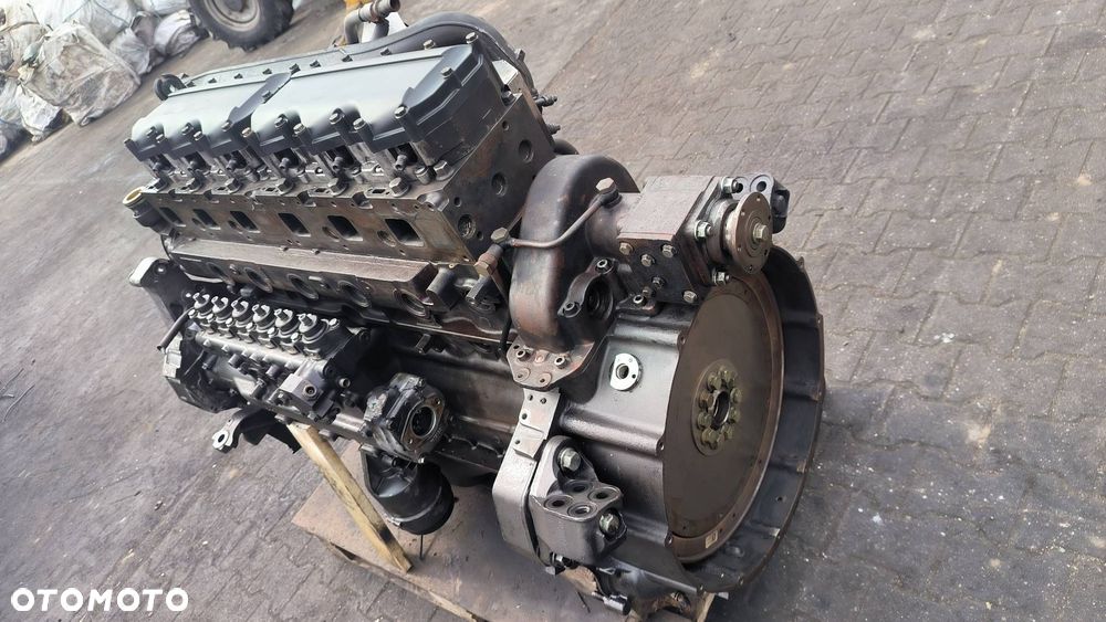SILNIK KOMPLETNY DAF 75.310 PR228S1 310 - 9