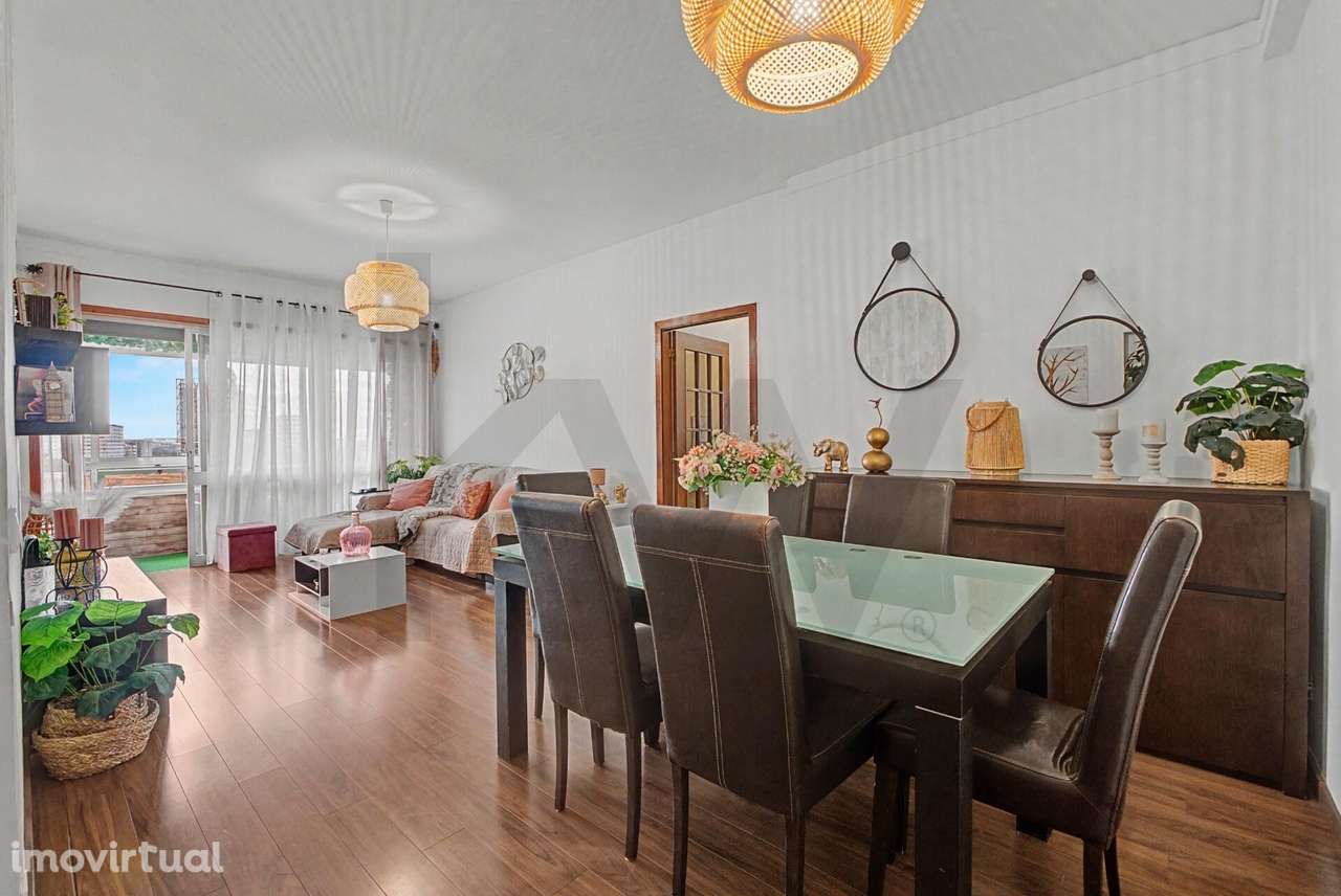 T2+1 Renovado Estação Devesas (Vila Nova de Gaia) - Metro Linha Rubi - Grande imagem: 2/31