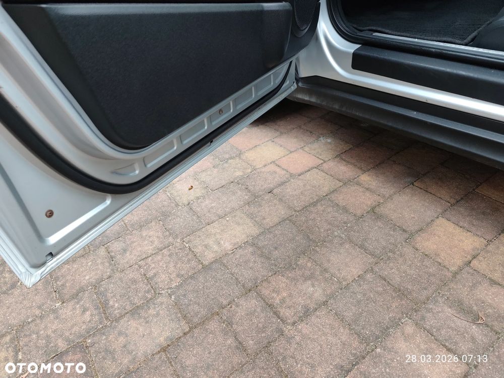 Mercedes-Benz Klasa A 150 Classic Edition 10 - 12