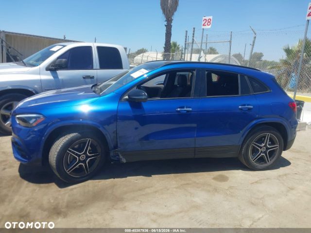Mercedes-Benz GLA 250 4Matic 8G-DCT AMG Line - 10