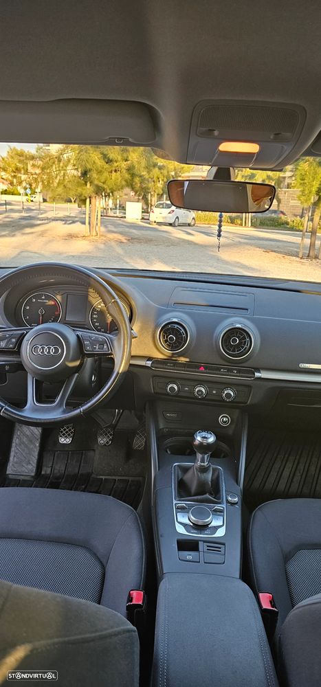 Audi A3 Sportback 1.6 TDI Sport - 8