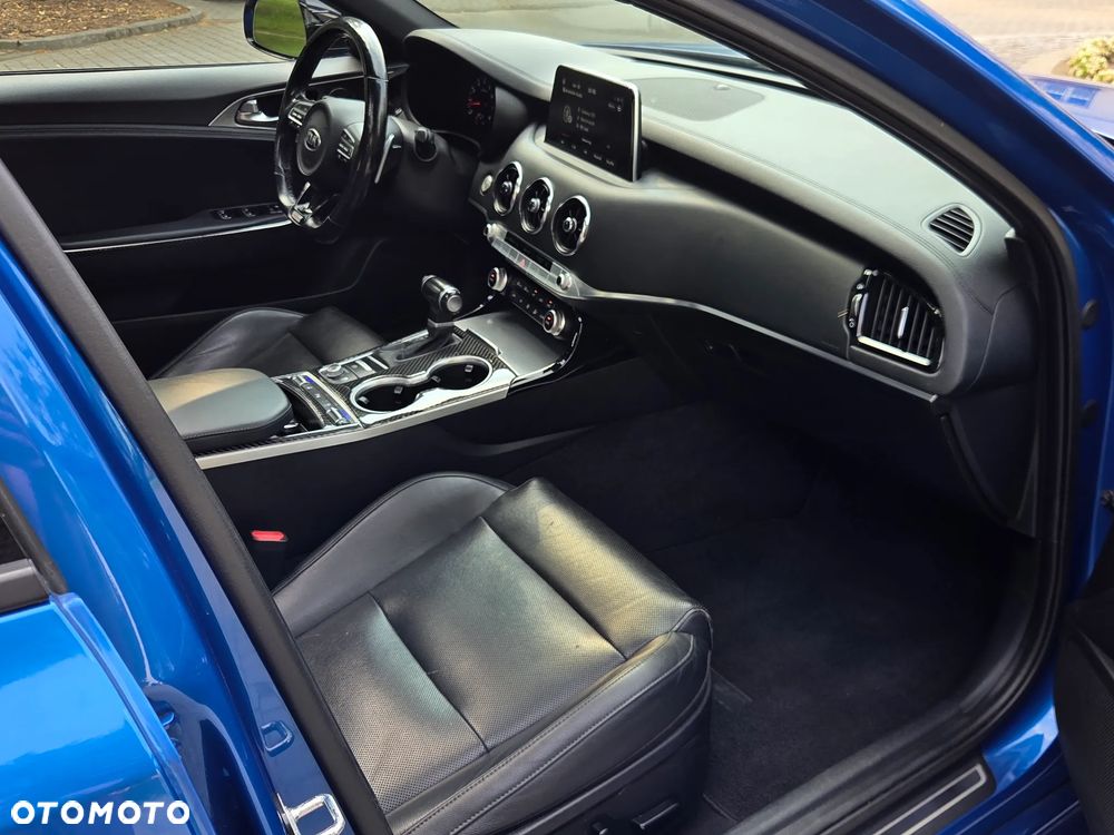 Kia Stinger 3.3 T-GDI V6 GT AWD - 20