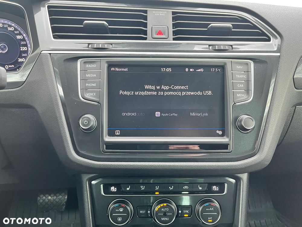 Volkswagen Tiguan 2.0 TDI SCR 4MOTION DSG Highline - 18