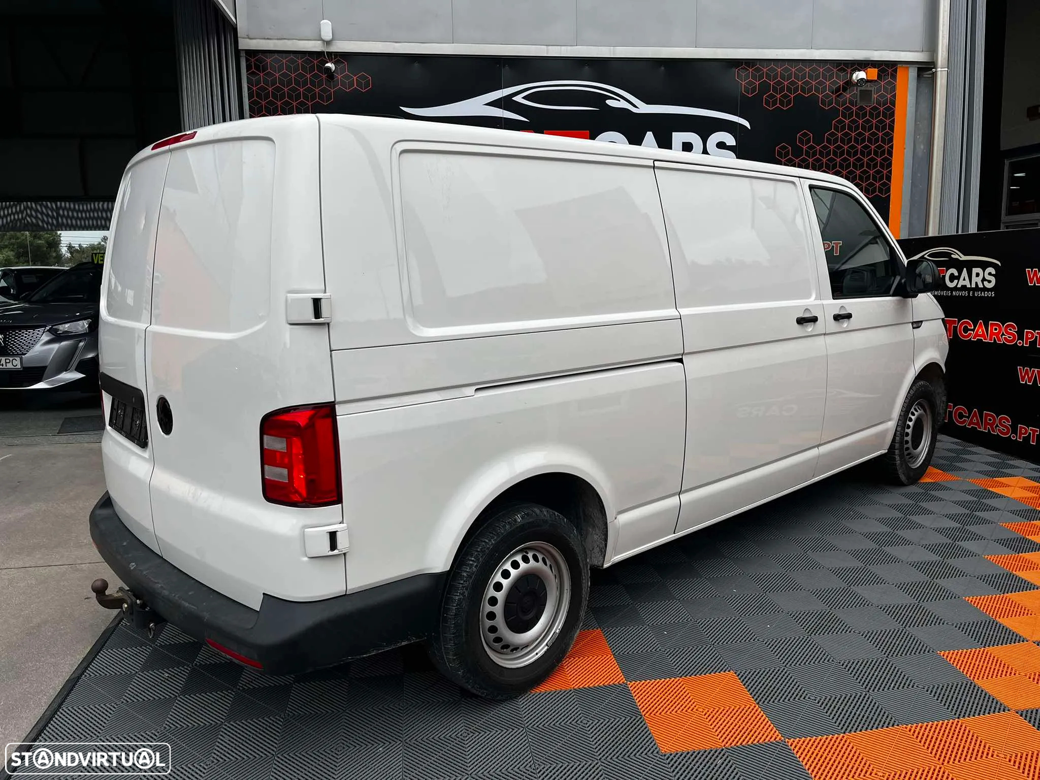 VW TRANSPORTER 2.0 TDI L2H1 - 2