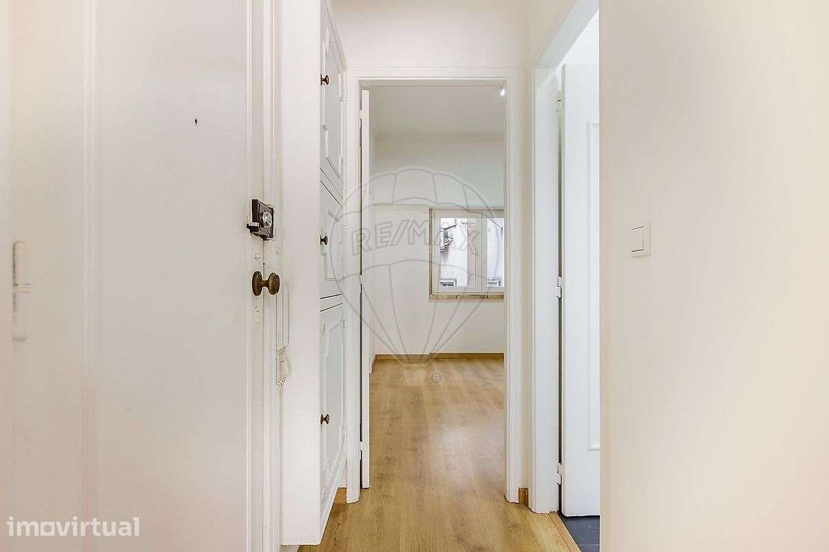 Apartamento T1 para arrendamento - Grande imagem: 2/15