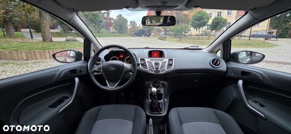 Ford Fiesta 1.25 Trend - 26
