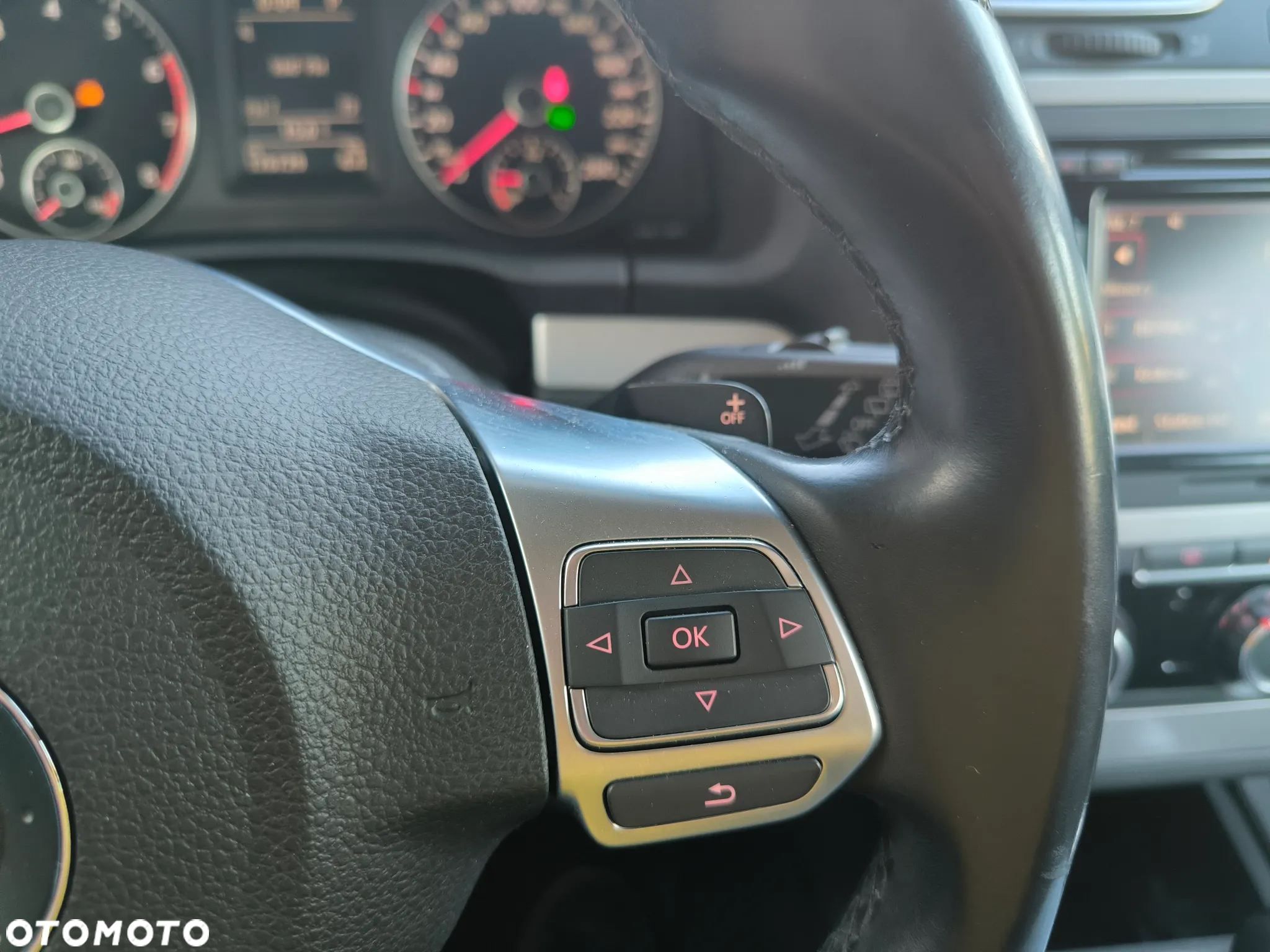 Volkswagen Scirocco 1.4 TSI DSG - 14