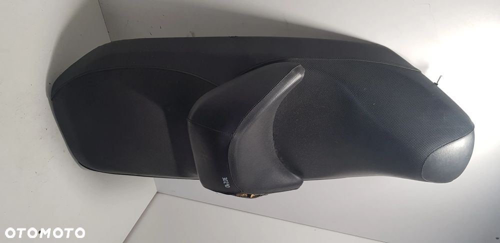 Suzuki Burgman 400 K7 2009r. Fotel Kanapa Siedzenie - 2