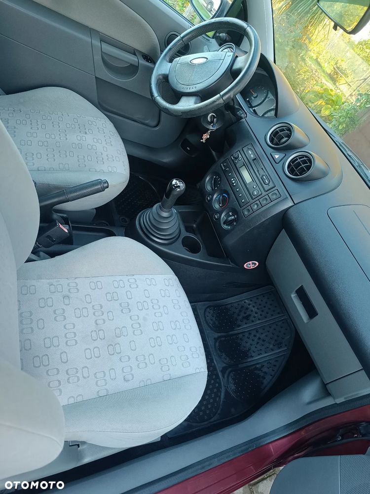 Ford Fiesta 1.3 - 14