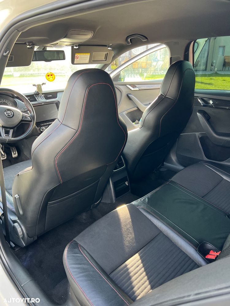 Skoda Octavia ver-combi-diesel-2-0-tdi-rs - 6