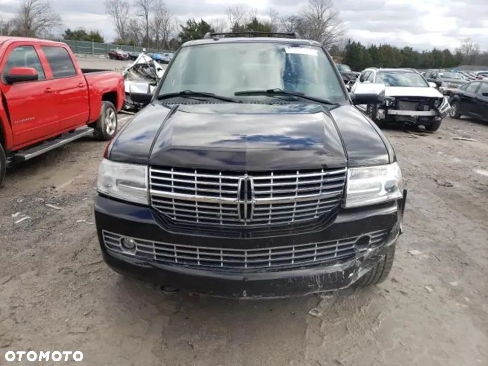 Lincoln Navigator 5.4 4x4 - 6