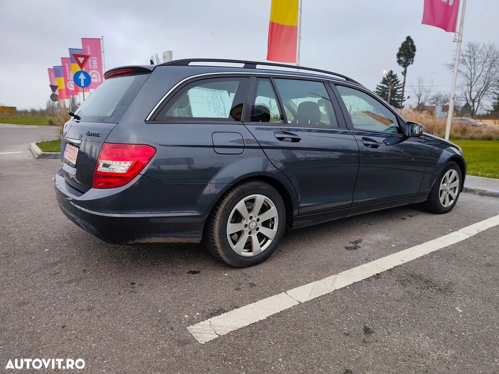 Mercedes-Benz C 220 T CDI 4Matic 7G-TRONIC Avantgarde - 4