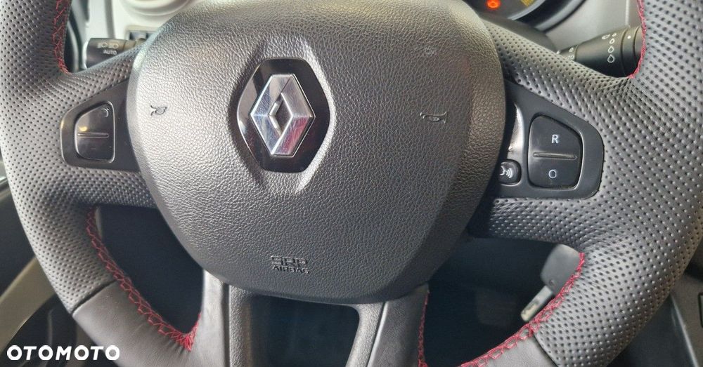 Renault Trafic - 32