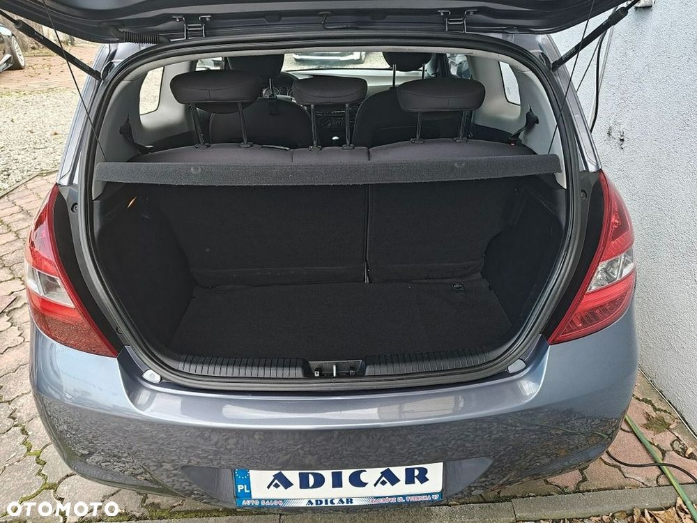 Hyundai i20 - 14