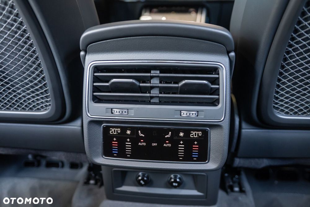 Audi Q7 - 24