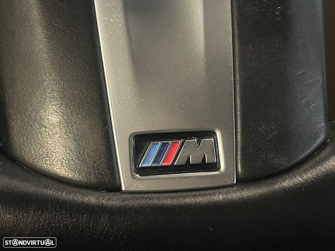 BMW 330 e Touring Pack M Auto - 38