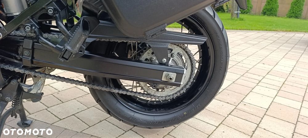 Suzuki V-STROM - 31