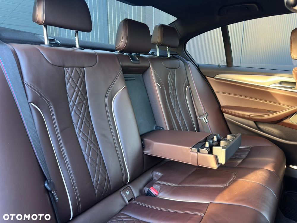 BMW Seria 5 540d xDrive M Sport sport - 14