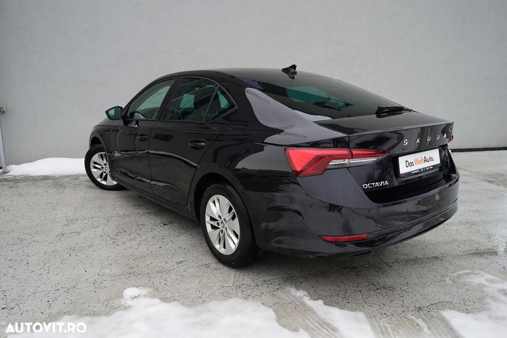 Skoda Octavia 2.0 TDI DSG Ambition - 4