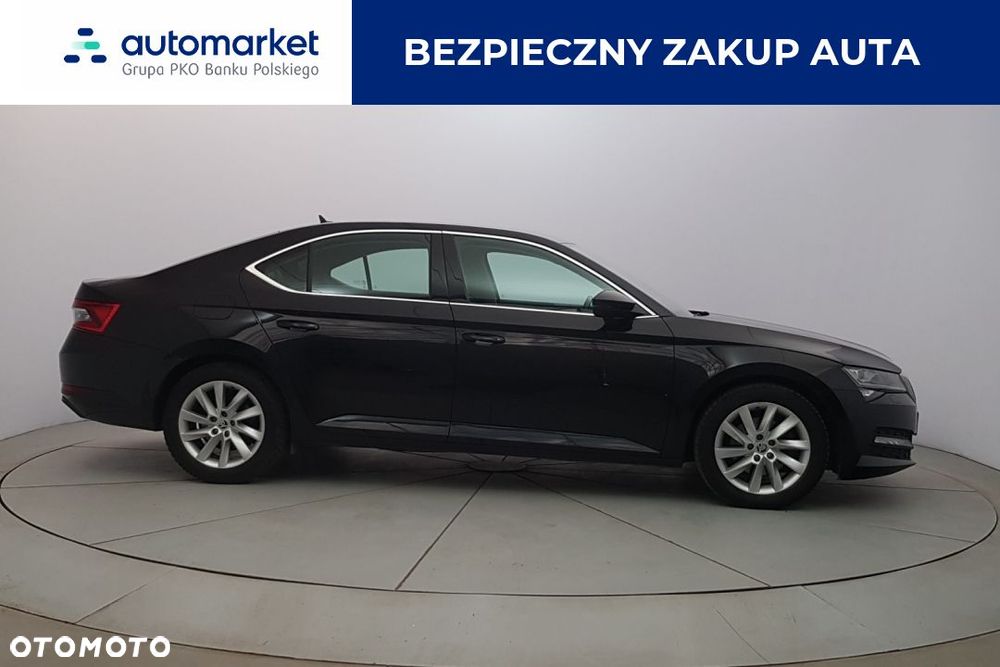 Skoda Superb 2.0 TDI Ambition DSG - 8