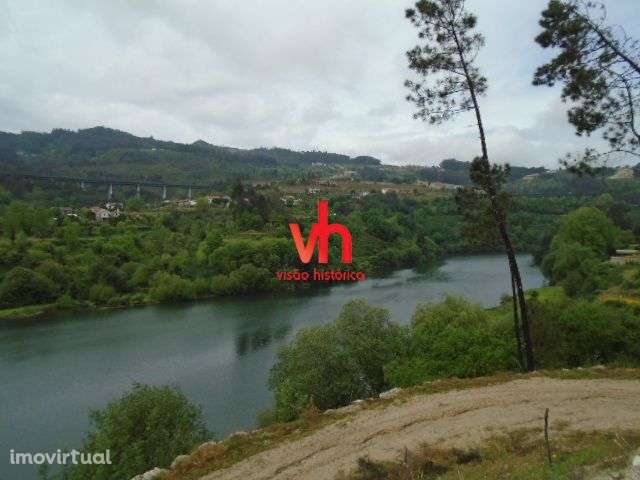 Quinta Magnifica Em Amarante Com Frente Rio e Possibilidade de Ancorad - Grande imagem: 4/20