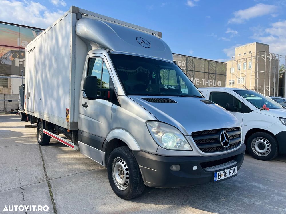 Mercedes-Benz Sprinter - 1