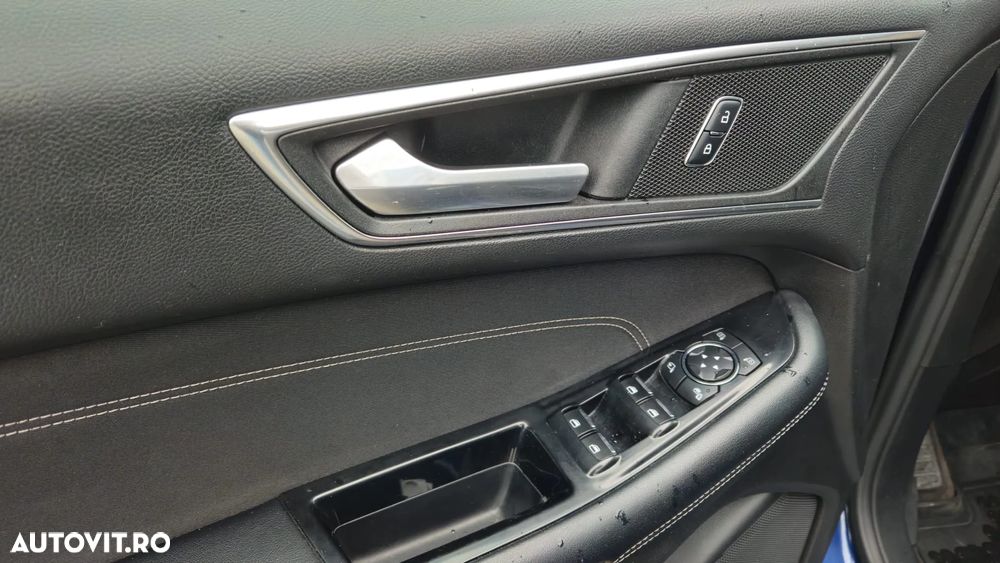 Ford Edge 2.0 TDCi Powershift Titanium - 16