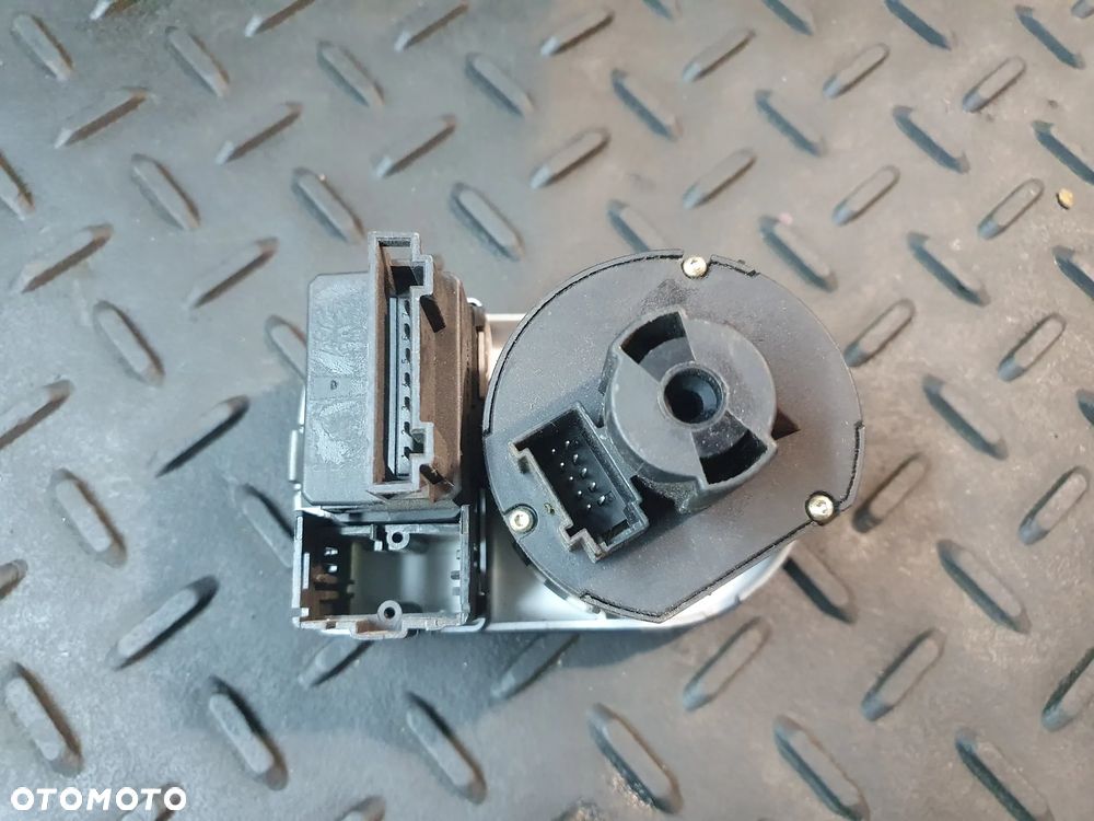AUDI A3 8P  PANEL PRZEŁĄCZNIK ŚWIATEŁ 8P1941531C EUROPA - 3