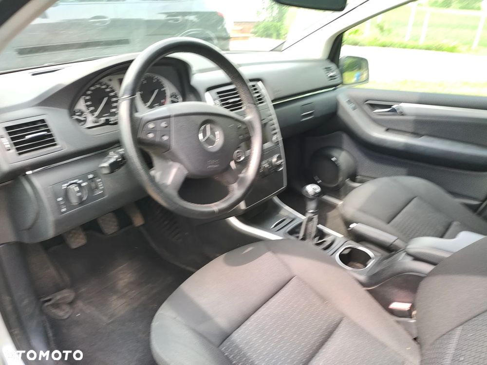 Mercedes-Benz Klasa B 180 CDI - 7
