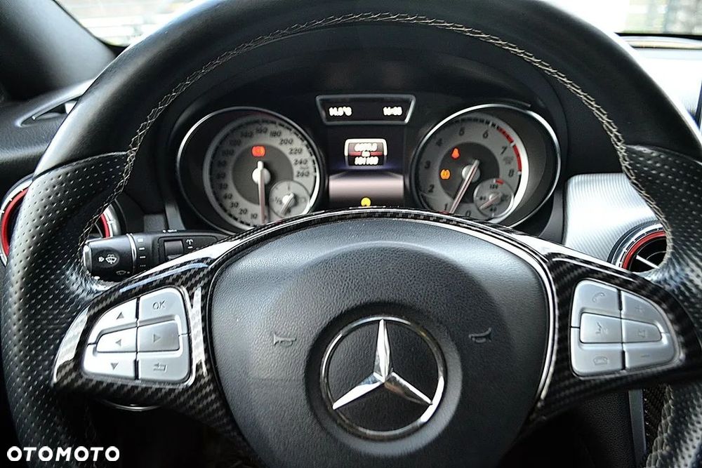 Mercedes-Benz CLA 200 Peak Edition - 30