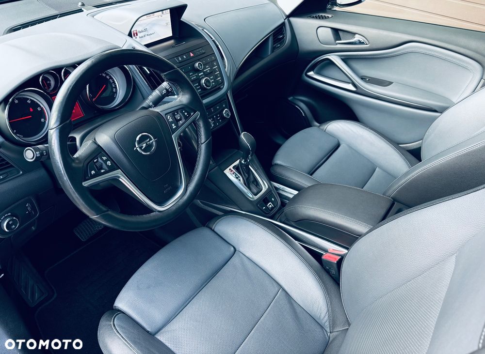 Opel Zafira - 9