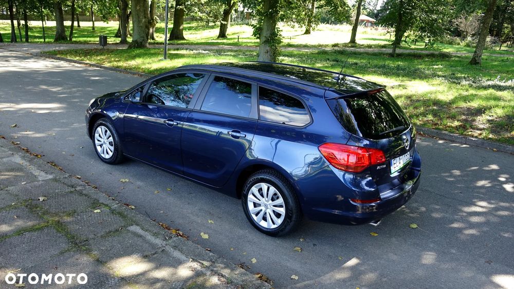 Opel Astra - 30