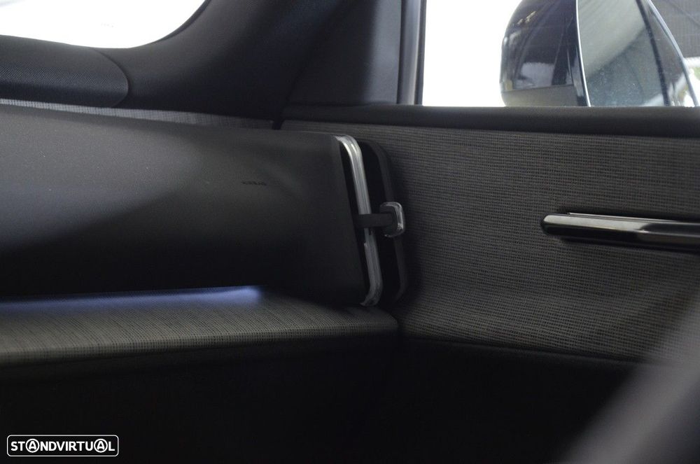 Volvo EX30 69 kWh Single Motor Extended Range Ultra - 19