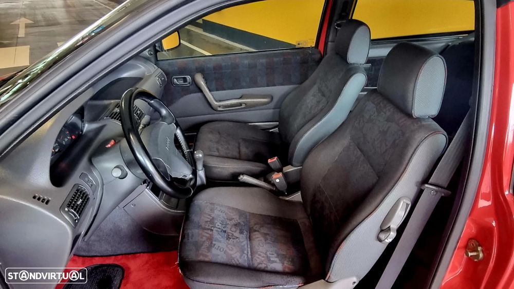 Fiat Punto Sport 16V - 16